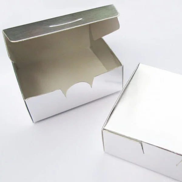 silver-foil-packaging-boxes-2.webp